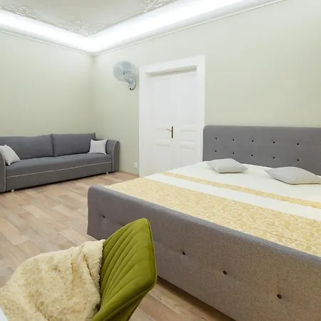Modern Apartment Navratilova 16